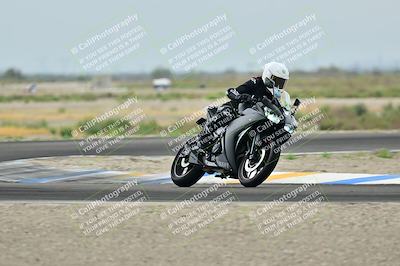 media/Apr-18-2025-TrackDaz (Fri) [[45f5874c44]]/C Group/Session 1 (Turn 7)/